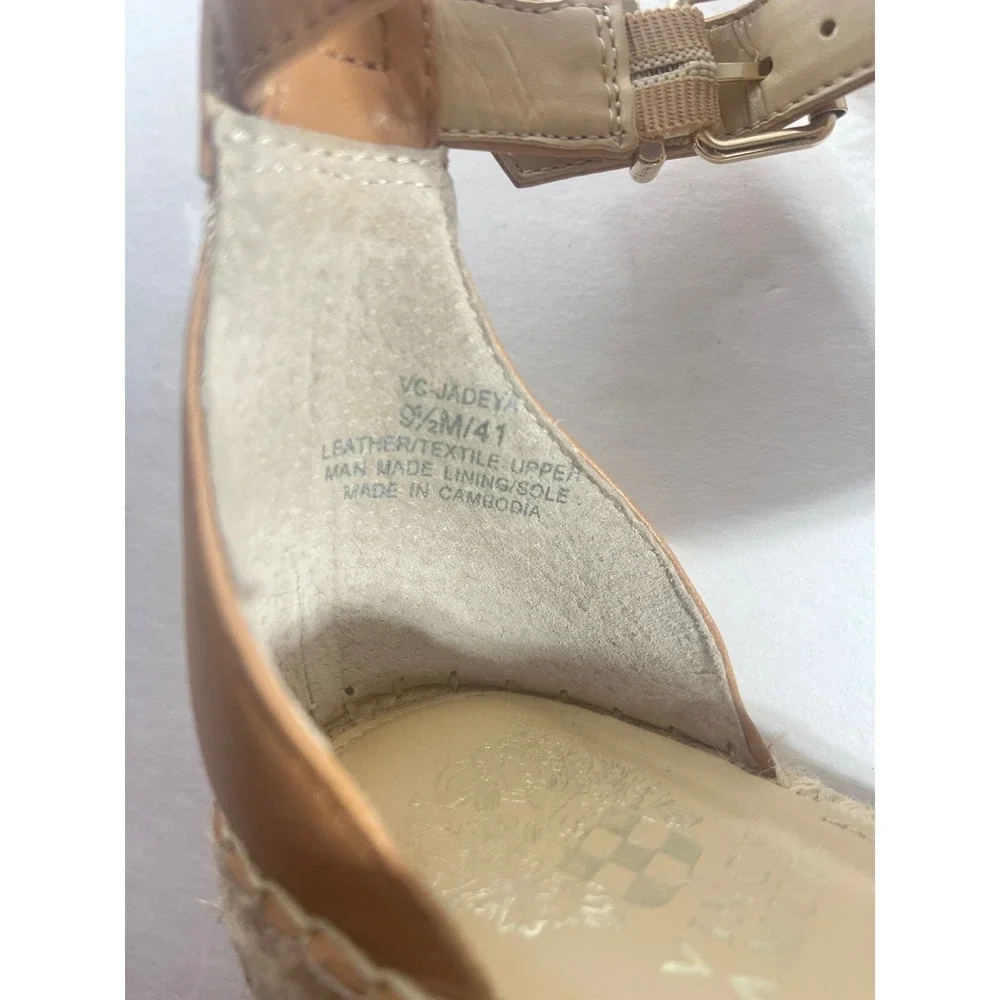 Vince Camuto vince camuto